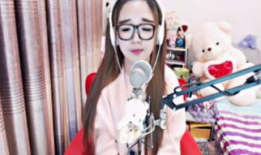 yy可爱lol女主播,电竞界的新星闪耀